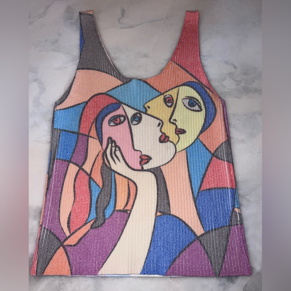 Abstract Ribbed Tank - Picture 6 of 6